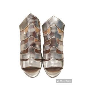 Daya by Zendaya SILVER METALLIC Norwell Caged Sandal 7.5